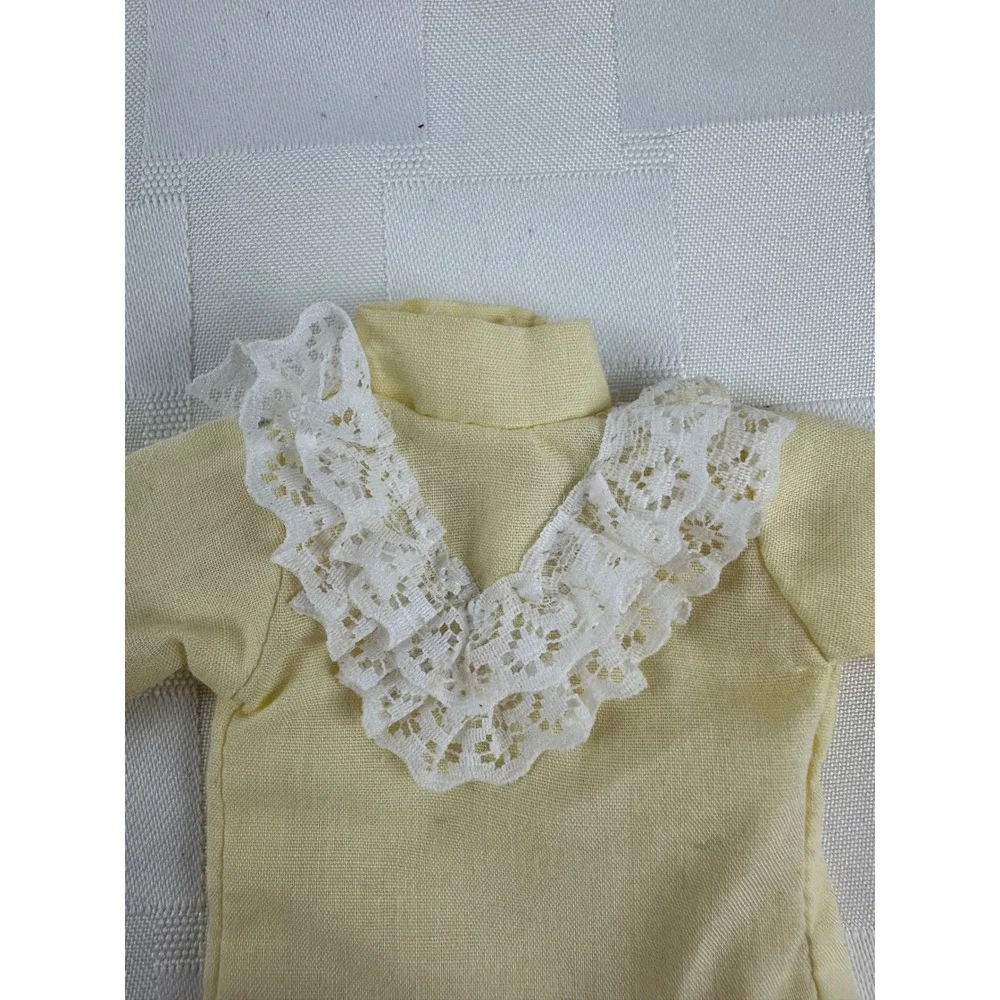 Vintage Barbie yellow lace ruffled shirt‎